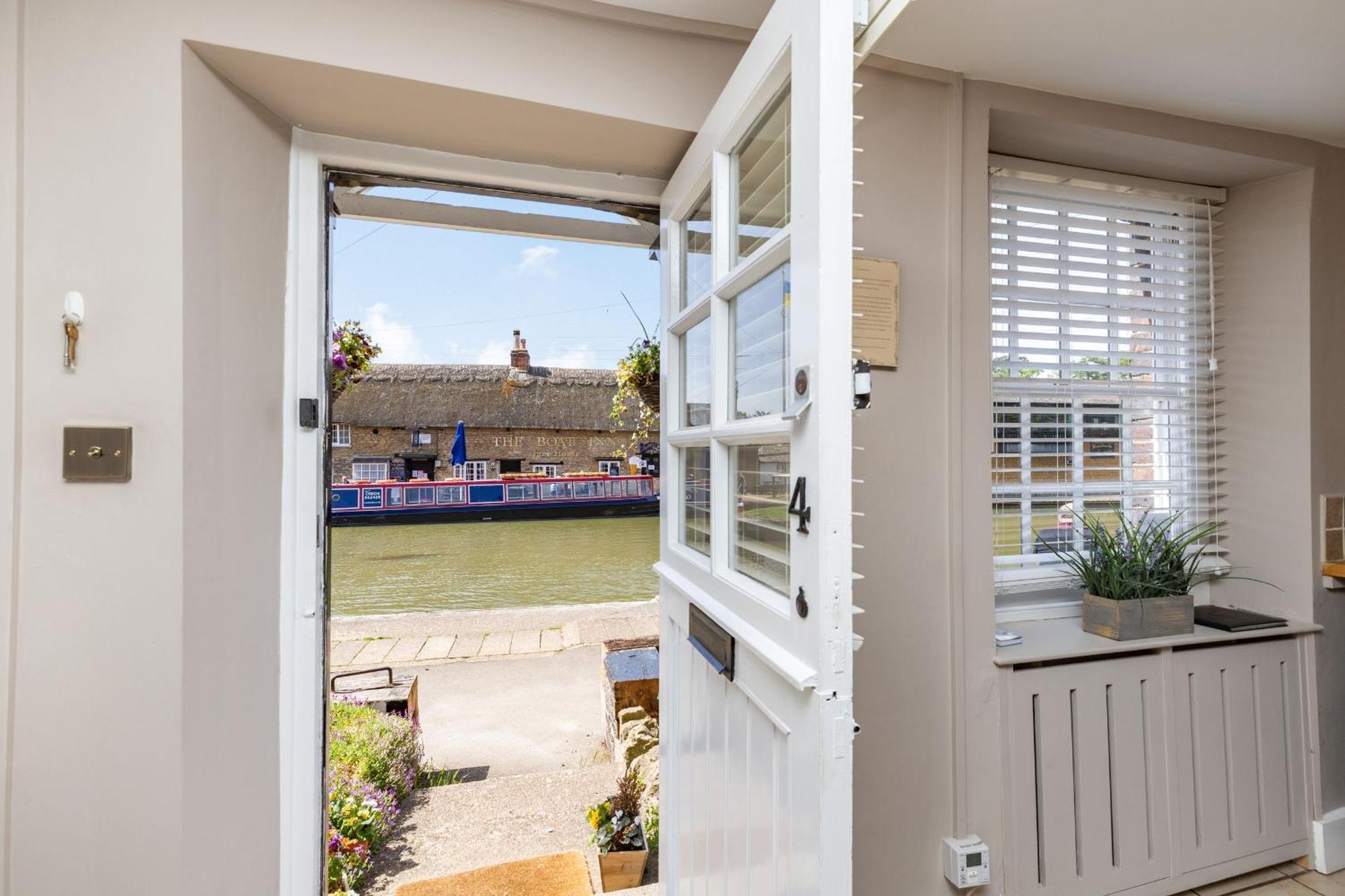 4 Canalside Cottages Towcester Luaran gambar